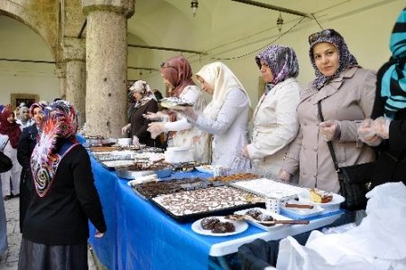 Amasya Müftülüğü’nden Kutlu Doğum kermesi