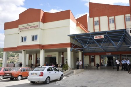 Amasya Taşova'da askeri araç devrildi: 6 yaralı