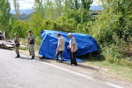Amasya Taşova'da askeri araç devrildi: 6 yaralı