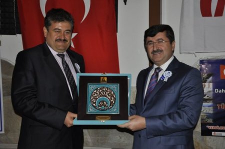 Amasya'da vergi rekortmenleri ödüllendirildi