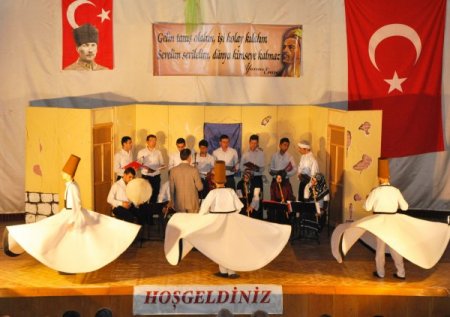 Amasya'da Yunus Emre'yi Anma Programı Yoğun İlgi Gördü