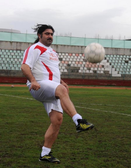 Amatör sahaların kralı idmana çıktı