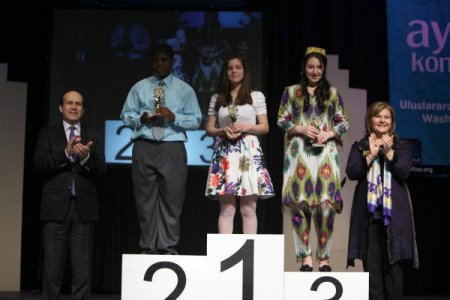 Amerikalı Anne: Kızım Anadilinden Daha Çok Türkçe Biliyor