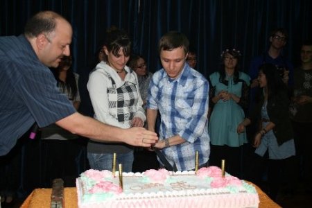 Amerikalı öğrencilerin Bergama ziyareti renkli geçti