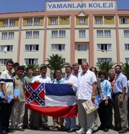 Amerikalılar, Yamanlar'a Mercek Tuttu