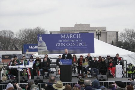 Amerikalılar bireysel silahlanmaya karşı yürüdü