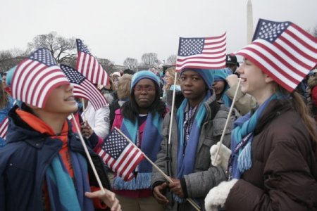 Amerikalılar Obama için Ulusal Meydan’a koştu