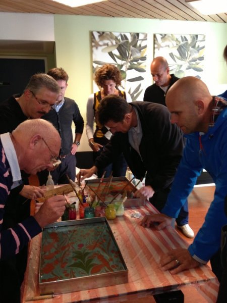 Amsterdam polisi ebru sanatına merak saldı