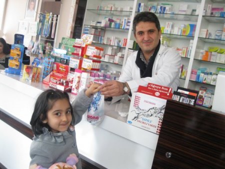 Ana sınıfı öğrencileri hastane ve eczaneye gezi düzenledi