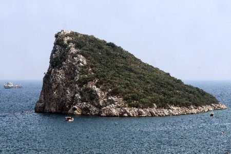 Anadolu Ateşi, Antalya'da Yapılacak Gösteri Merkezi İçin Sıçan Adası Ve Cam Piramit'ten Vazgeçti