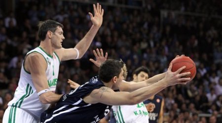 Anadolu Efes: 64 - Zalgiris Kaunas: 77
