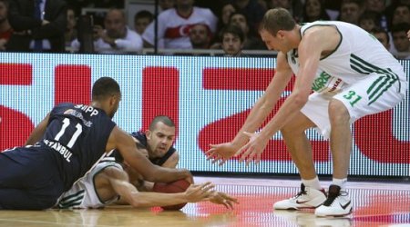 Anadolu Efes: 64 - Zalgiris Kaunas: 77