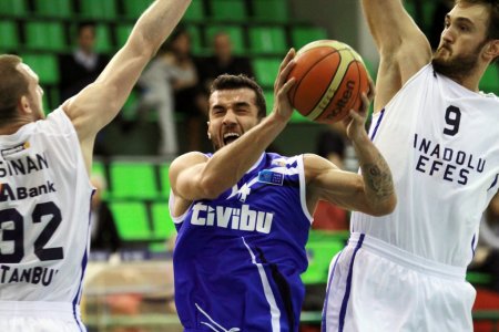 Anadolu Efes: 74 - Türk Telekom: 69