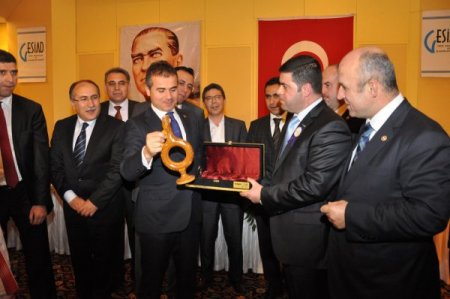 'Anadolu insanı ecdadı gibi gittiği ülkelere insanlık, ahlak ve erdem götürüyor'