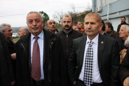 Anadolu Sağlık Meslek Lisesi'nin taşınma kararını protesto ettiler