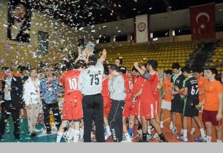 Anafen Kolej Spor, hentbolda Süper Lig'de mücadele edecek