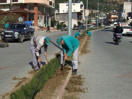 Anamur'da Çevre Düzenlemesi Çalışmaları Devam Ediyor