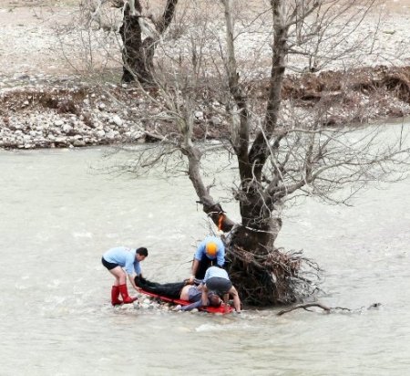 Anamurlu iş adamı ölüm virajından uçtu, hayatını kaybetti