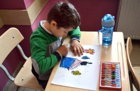 Anaokulu öğrencileri boyama şenliğinde bir araya geldi