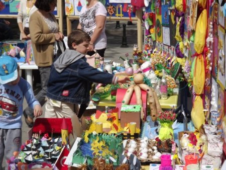 Anaokulu Öğrencileri El Becerilerini Sergiledi