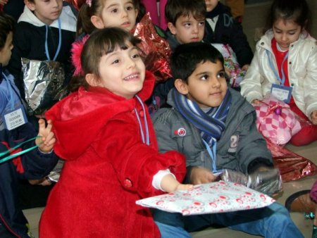 Anaokulu öğrencileri oyuncaklarını Kimse Yok Mu’ya bağışladı