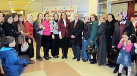 Anaokulu öğrencilerine 'Çanakkale' tiyatrosu