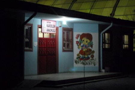 Anaokuluna okula ses bombası atıldı