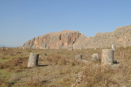 Anavarza antik kentinde arkeolojik kazılara ara verildi