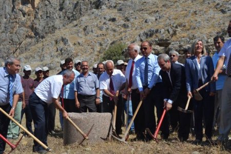Anavarza Antik Kenti'nde kazı çalışmaları başladı