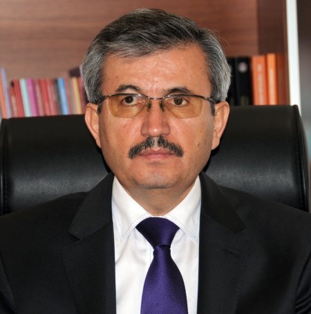 Anayasa Mahkemesi Başkanı Kılıç Manisa'da konferans verecek