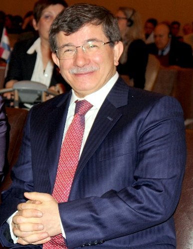 Anayasadaki 'sakat' ifadeler çıkarılıyor