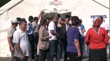 Angelina Jolie Islahiye’den ayrıldı