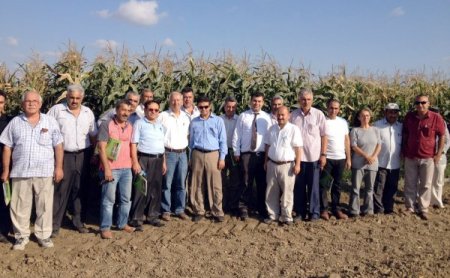 Anız yakmanın önüne biçerdövere özel aparat ile geçilir