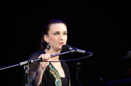 Anjelika Akbar Kiev'de sahne aldı