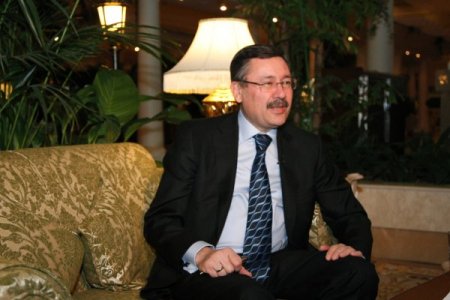 Ankara Belediye Başkanı Gökçek, Astana'ya Geldi