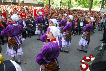 Ankara Heyeti, New York’ta Türk Günü Yürüyüşü'ne Katıldı