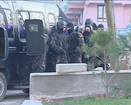 Ankara’da çifte saldırılarla ilgili geniş kapsamlı operasyon