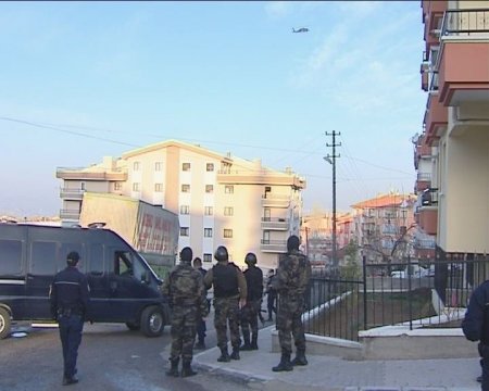 Ankara’da çifte saldırılarla ilgili geniş kapsamlı operasyon