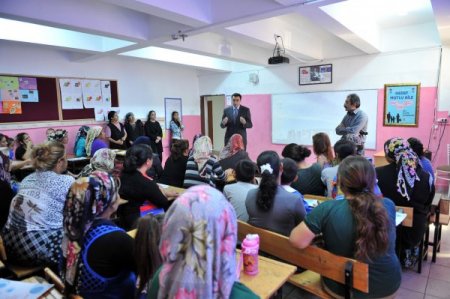 Ankara'da okullar ders saatleri dışında da açık kalacak