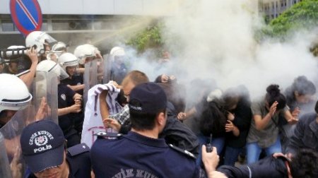 Ankara'da Reyhanlı protestolarına gözaltı (2)