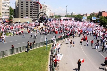 Ankara'da 'Vatan, Cumhuriyet ve Emek' mitingi