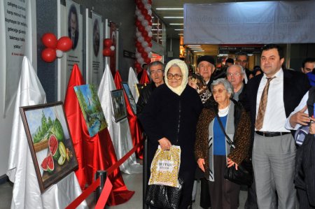 Ankara’da yaşlılarla ilgili sergi açıldı