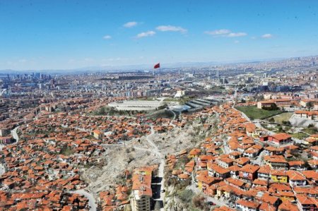 Ankara'da yıkılacak 40 bin gecekondunun yerine 120 bin konut inşa edilecek