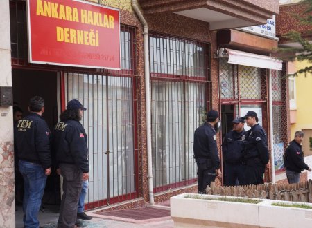Ankara'daki çifte saldırıyla ilgili operasyon: 9 gözaltı