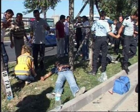 Ankara'daki Trafik Kazasında 6 Kişi Yaralandı