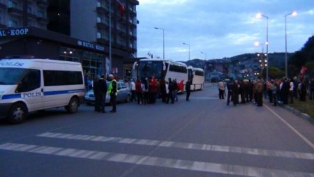 Ankara'daki yürüyüşe gitmek isteyen kafileye izin çıkmadı