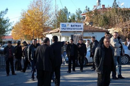 Ankara'ya Eyleme Giden Tekel İşçileri: Dönüş Biletimizi Almadık