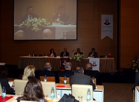 'Anlaşmazlıkların çözümü için İzmir'den kapı aralandı'