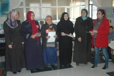Anneler en güzel aşureyi yapmak için yarıştı