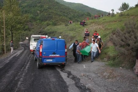 Anneler gününde ölü bulundu